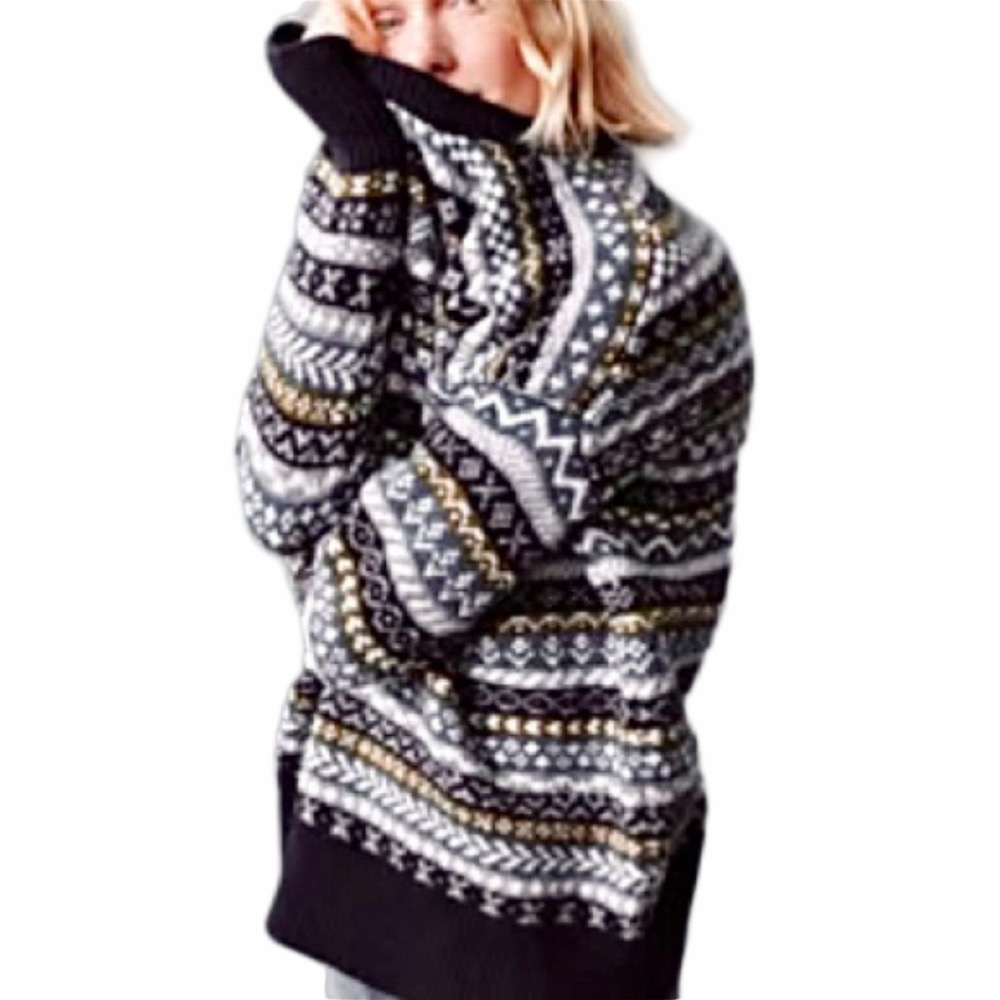 Chunky Wool Black and White Patterned Sweater.